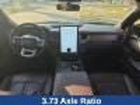 Used 2023 Ford Expedition Limited image 41