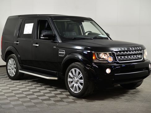 Used 2016 Land Rover LR4 image 6