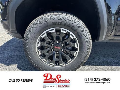 New 2026 GMC Canyon AT4 w/ AT4 Premium Package AWD/4WD image 10