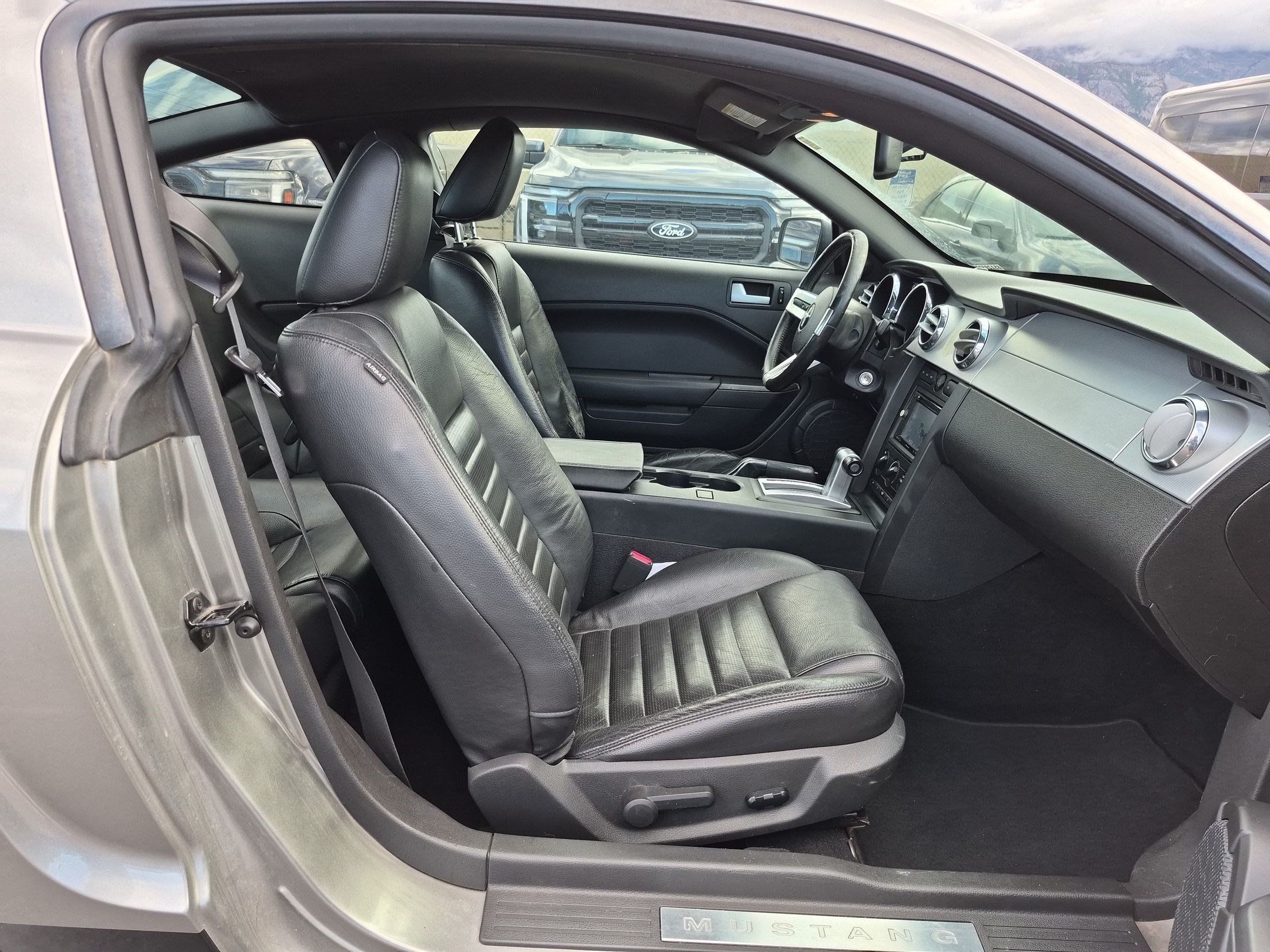 Used 2008 Ford Mustang GT Premium RWD image 29