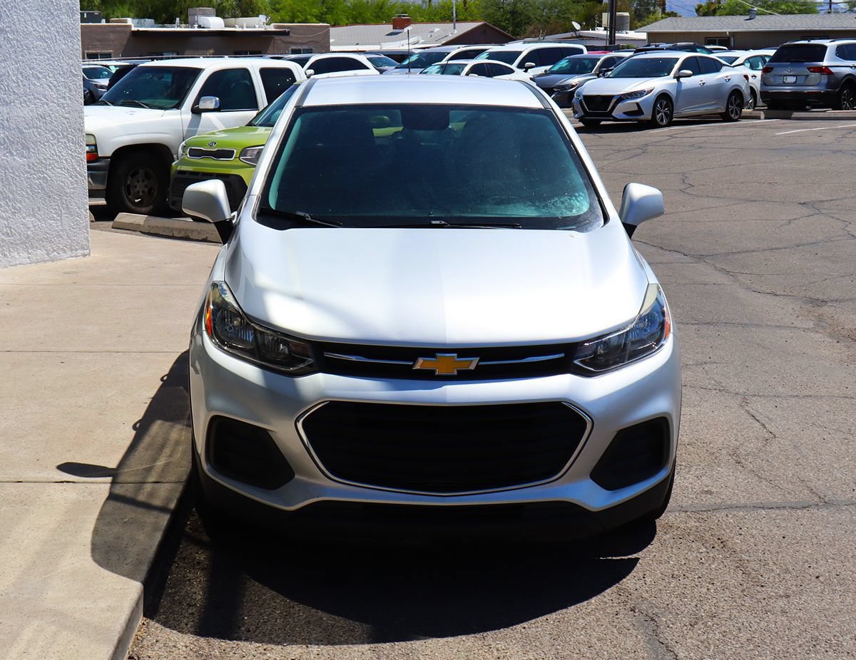 Used 2020 Chevrolet Trax LS w/ Tint and Cruise Package FWD image 15