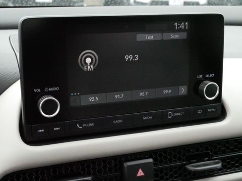 Used 2023 Honda HR-V LX image 22