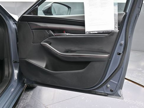 Used 2024 MAZDA MAZDA3 s image 32