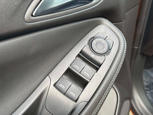 New 2026 Buick Encore GX Preferred w/ Advanced Technology Package FWD image 16