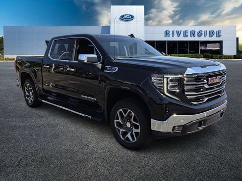 Used 2024 GMC Sierra 1500 SLT w/ SLT Premium Plus Package AWD/4WD image 1