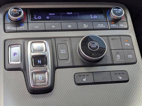 Used 2023 Hyundai Palisade SEL FWD image 12