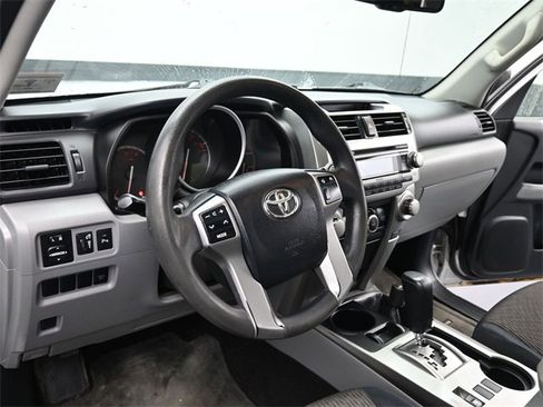 Used 2010 Toyota 4Runner SR5 image 13
