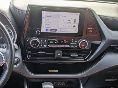 Used 2023 Toyota Highlander XSE image 15