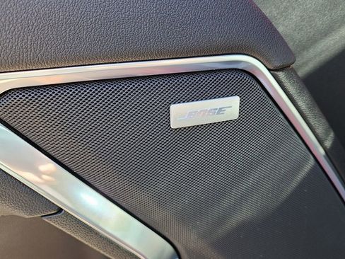 New 2026 GMC Sierra 1500 SLT image 16