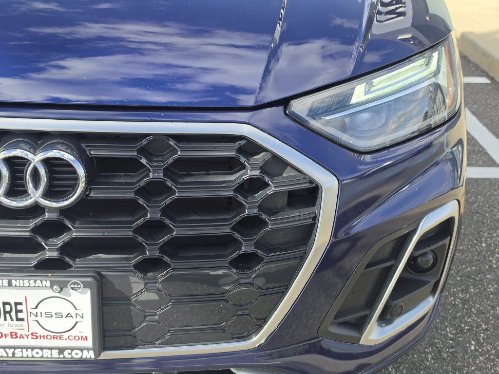 Used 2023 Audi Q5 2.0T Premium w/ Convenience Package AWD/4WD image 14