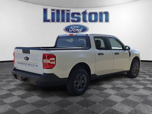Used 2025 Ford Maverick XLT image 4