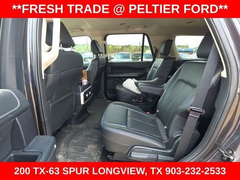 Used 2022 Ford Expedition XLT image 6