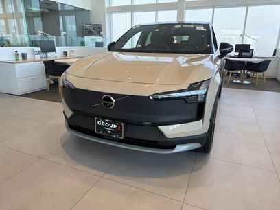 New 2026 Volvo EX30 Cross Country Ultra w/ Protection Package Premier
