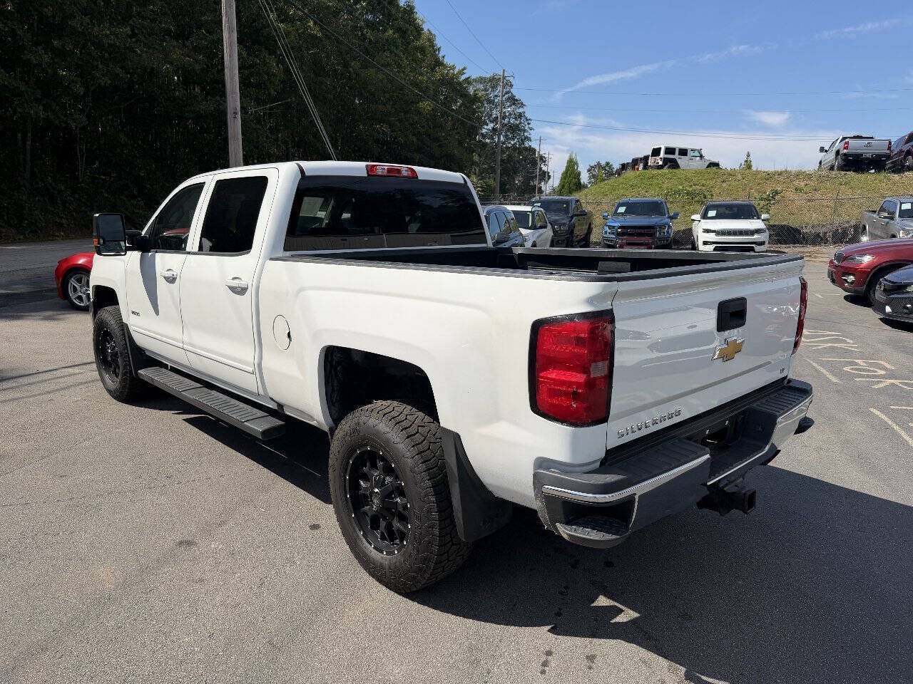 Used 2018 Chevrolet Silverado 2500 LT AWD/4WD image 6