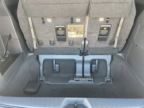 New 2026 Toyota Sienna XLE image 22