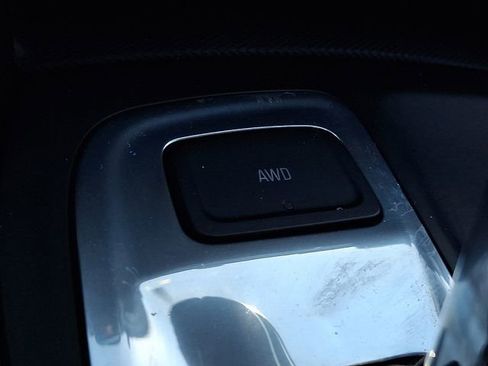 Used 2019 Chevrolet Equinox LT image 25