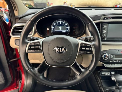 Used 2019 Kia Sorento EX AWD/4WD image 17
