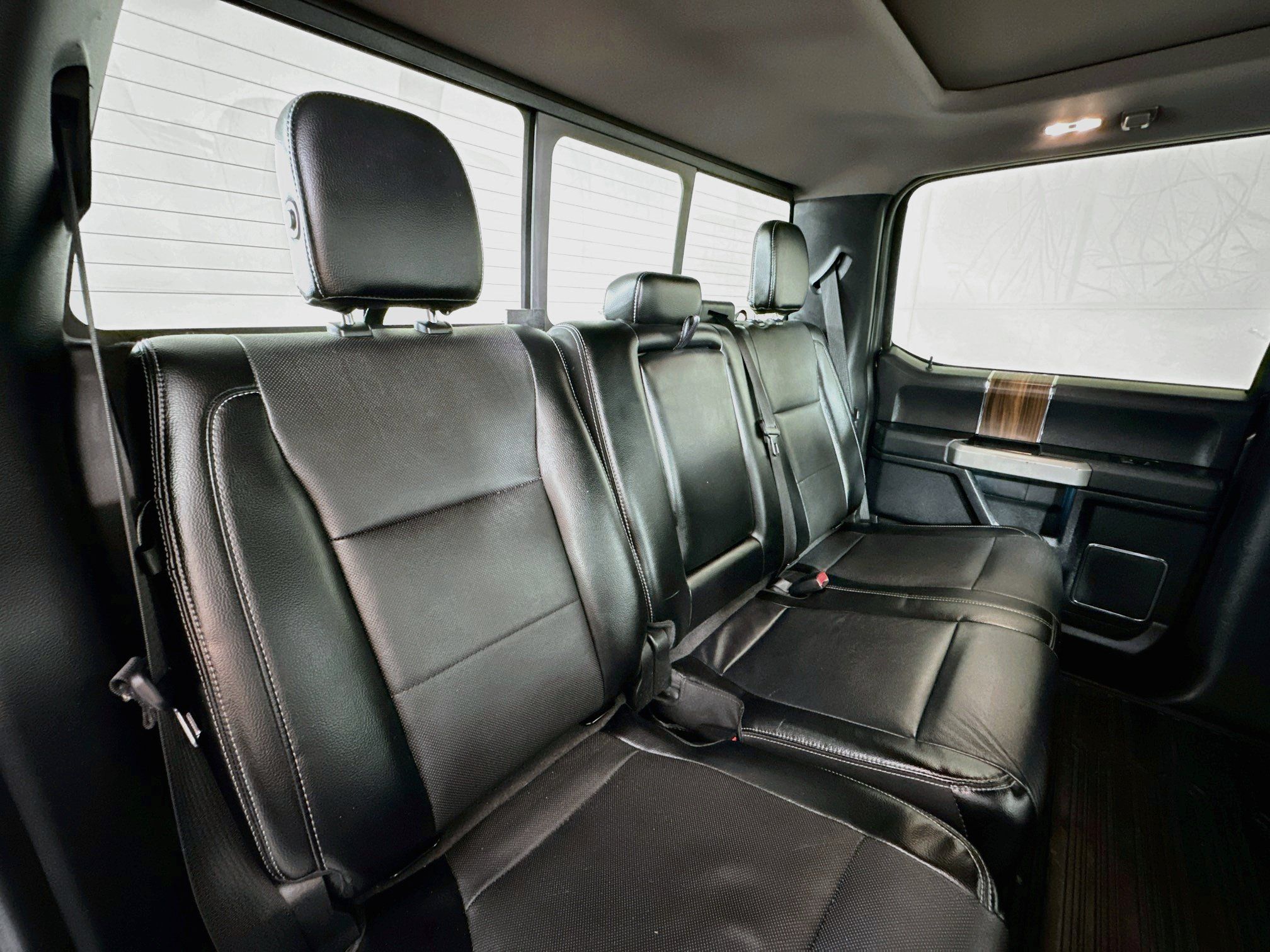 Used 2015 Ford F150 Lariat w/ Equipment Group 502A Luxury AWD/4WD image 25