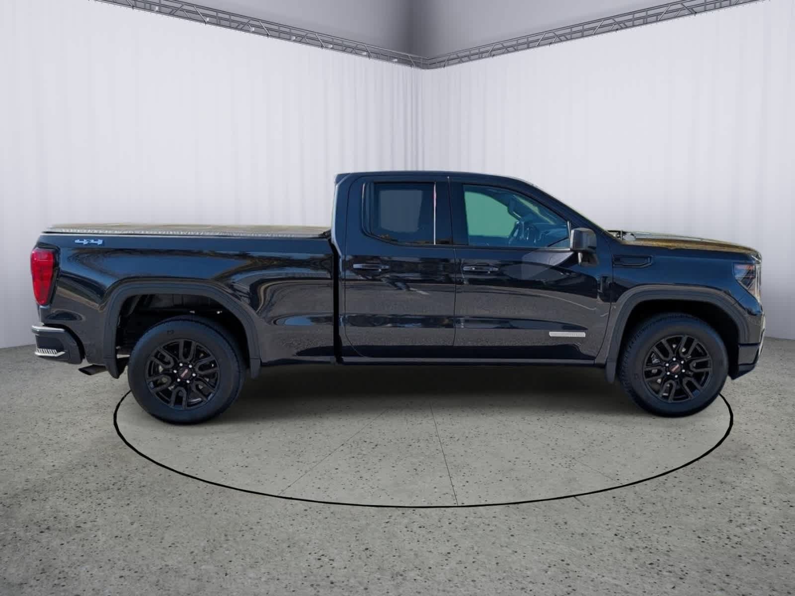 Certified 2023 GMC Sierra 1500 Elevation AWD/4WD image 2