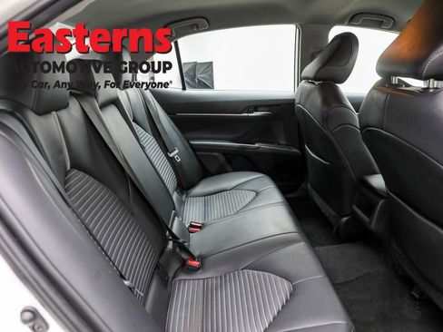 Used 2022 Toyota Camry SE image 28