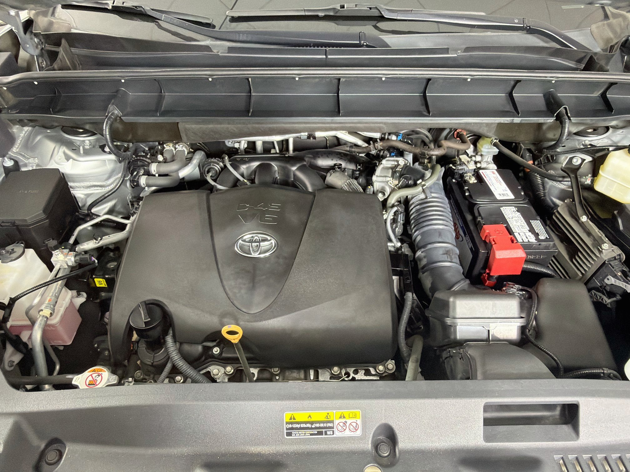 Used 2021 Toyota Highlander XLE FWD image 36