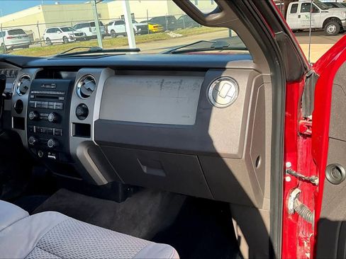 Used 2010 Ford F150 XLT image 15