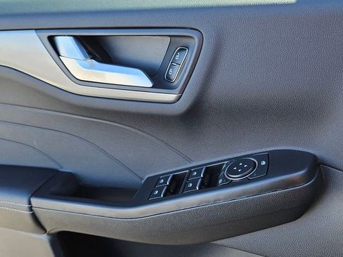 New 2026 Ford Escape SE FWD image 29