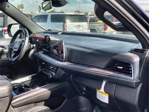 Certified 2025 Chevrolet Tahoe Premier image 20