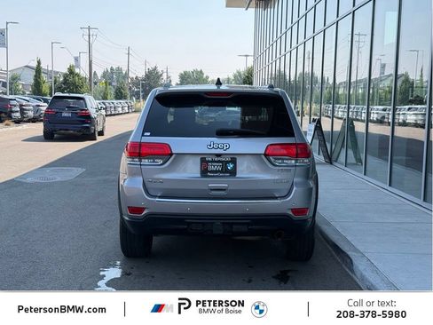 Used 2018 Jeep Grand Cherokee Limited w/ Luxury Group II AWD/4WD image 4