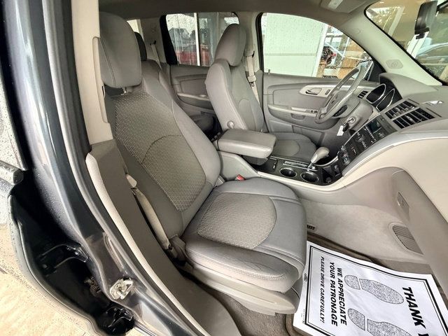 Used 2012 Chevrolet Traverse LS FWD image 21
