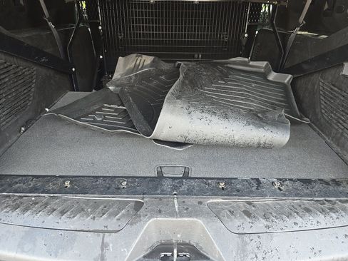 Used 2021 Chevrolet Suburban LS AWD/4WD image 13