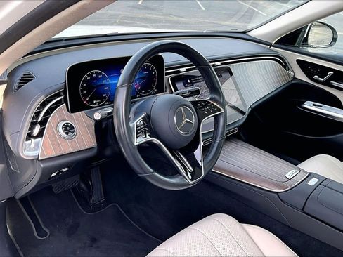 Certified 2025 Mercedes-Benz E 350 4MATIC Sedan w/ Winter Package image 17