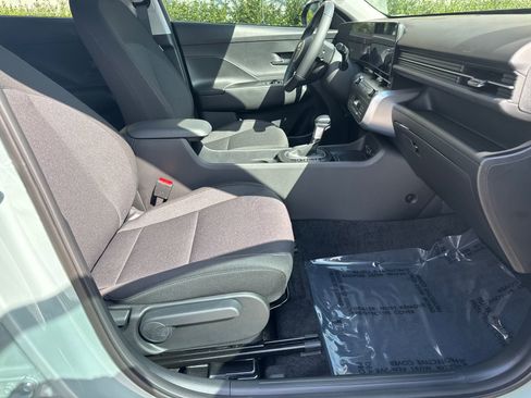 Used 2026 Hyundai Kona SEL Sport image 13