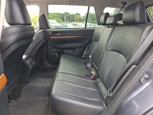 Used 2014 Subaru Outback 2.5i Limited AWD/4WD image 18