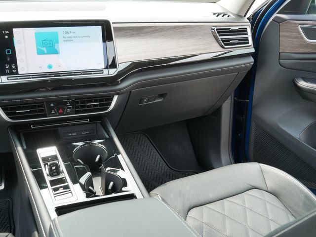 Certified 2026 Volkswagen Atlas SEL Premium R-Line AWD/4WD image 24