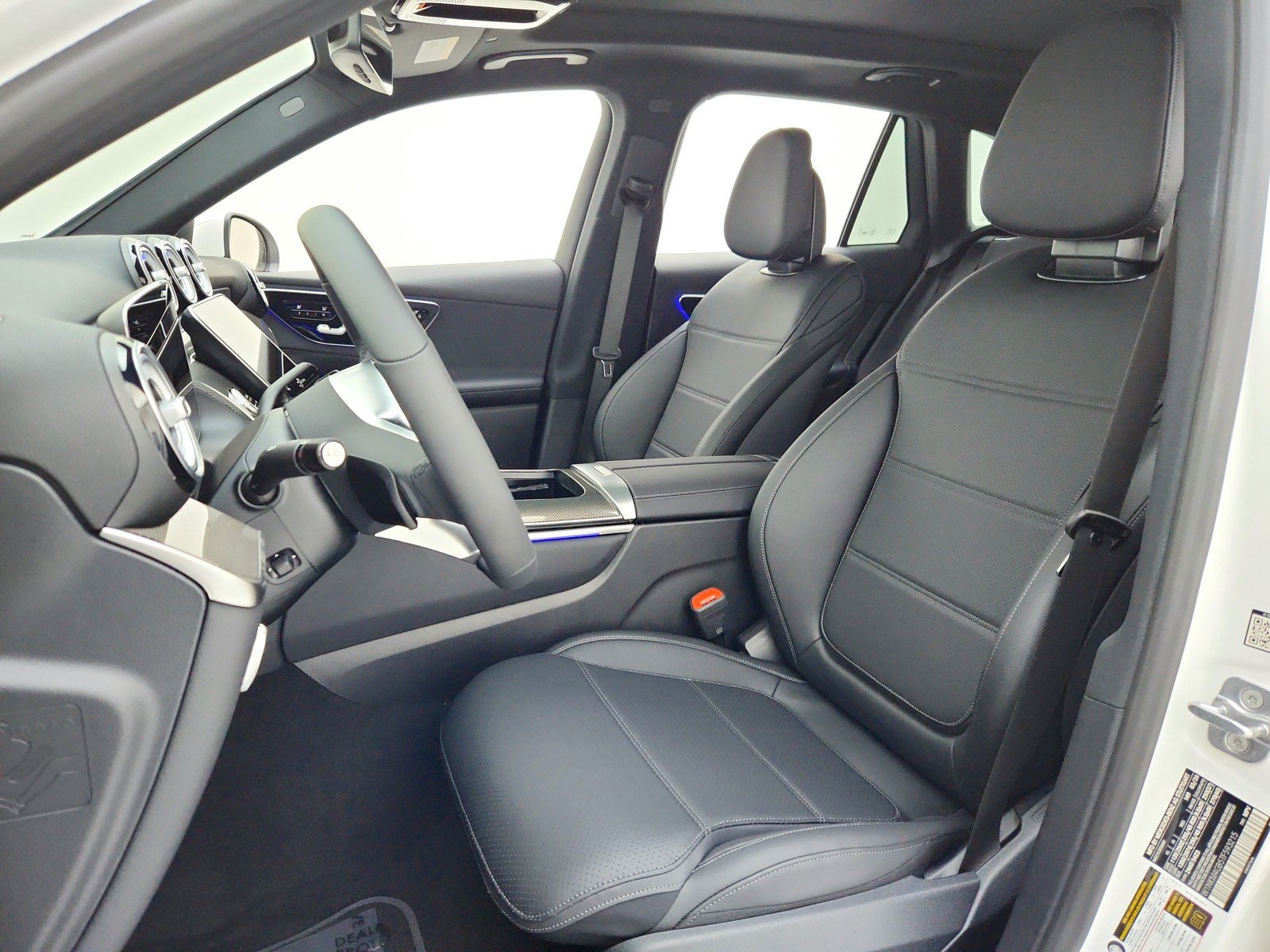 Used 2026 Mercedes-Benz GLC 300 image 17