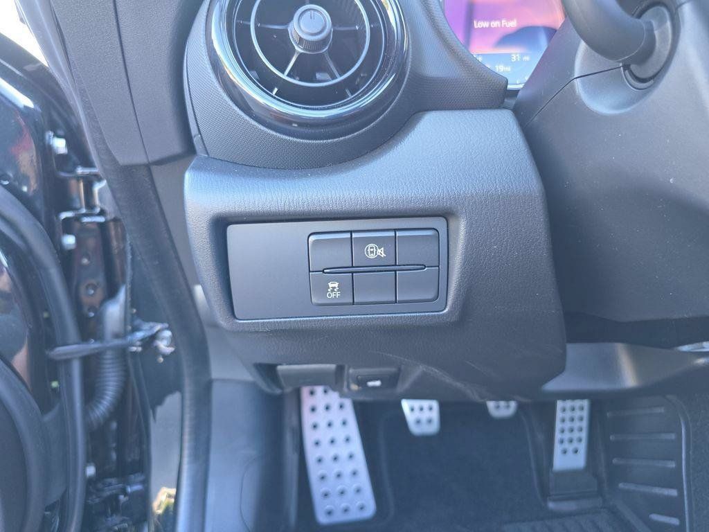 New 2026 MAZDA MX-5 Miata Sport w/ Interior Package RWD image 27