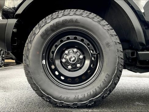 Used 2023 Ford Bronco Black Diamond image 12