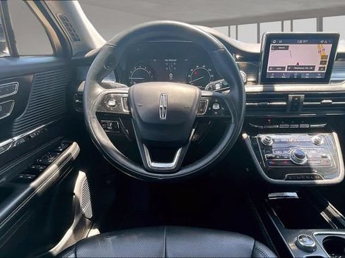 Used 2020 Lincoln Corsair FWD w/ Equipment Group 101A image 5