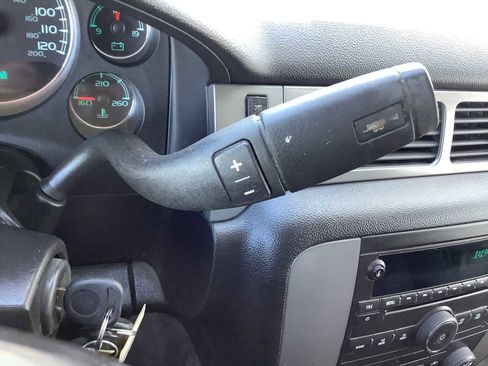 Used 2010 Chevrolet Tahoe LS AWD/4WD image 17