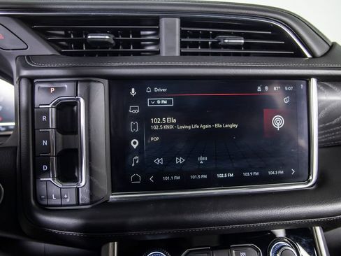 Used 2023 GMC Yukon Denali AWD/4WD image 26