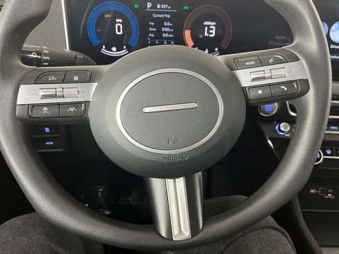 Used 2025 Hyundai Sonata SE FWD image 21