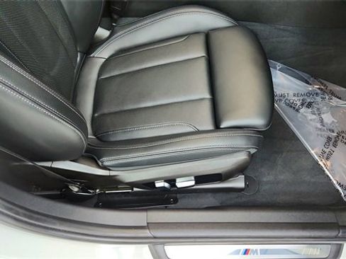 Used 2023 BMW 330e 330e iPerformance image 22