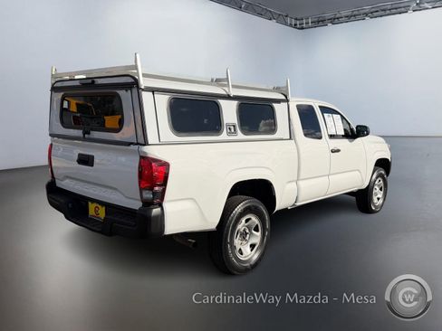 Used 2020 Toyota Tacoma SR image 4