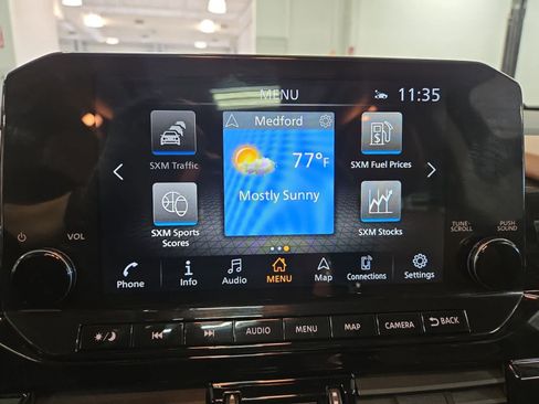 Used 2025 Nissan Pathfinder Platinum w/ Cargo Package AWD/4WD image 27