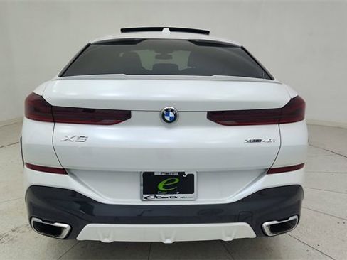 Used 2024 BMW X6 xDrive40i w/ Premium Package image 5