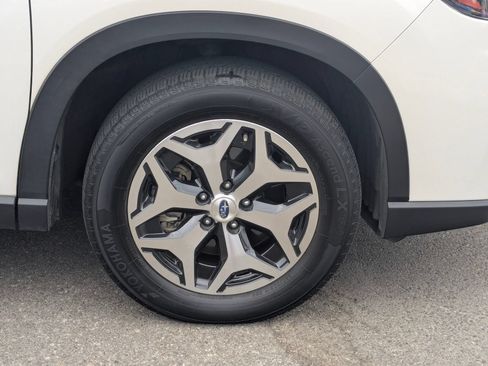Used 2021 Subaru Forester Premium w/ Popular Package #1 AWD/4WD image 11