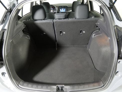 Used 2024 Nissan Kicks SV image 18