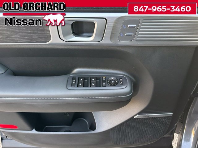 Used 2025 Hyundai Santa Fe Limited AWD/4WD image 10