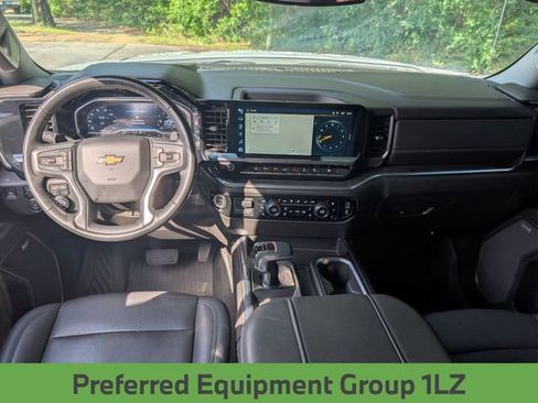 Used 2024 Chevrolet Silverado 1500 LTZ AWD/4WD image 27
